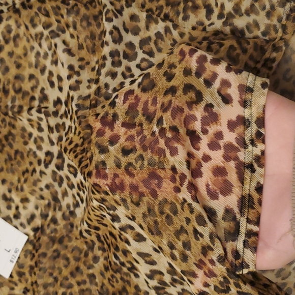 Top and Skirt - Picture 6 of 8